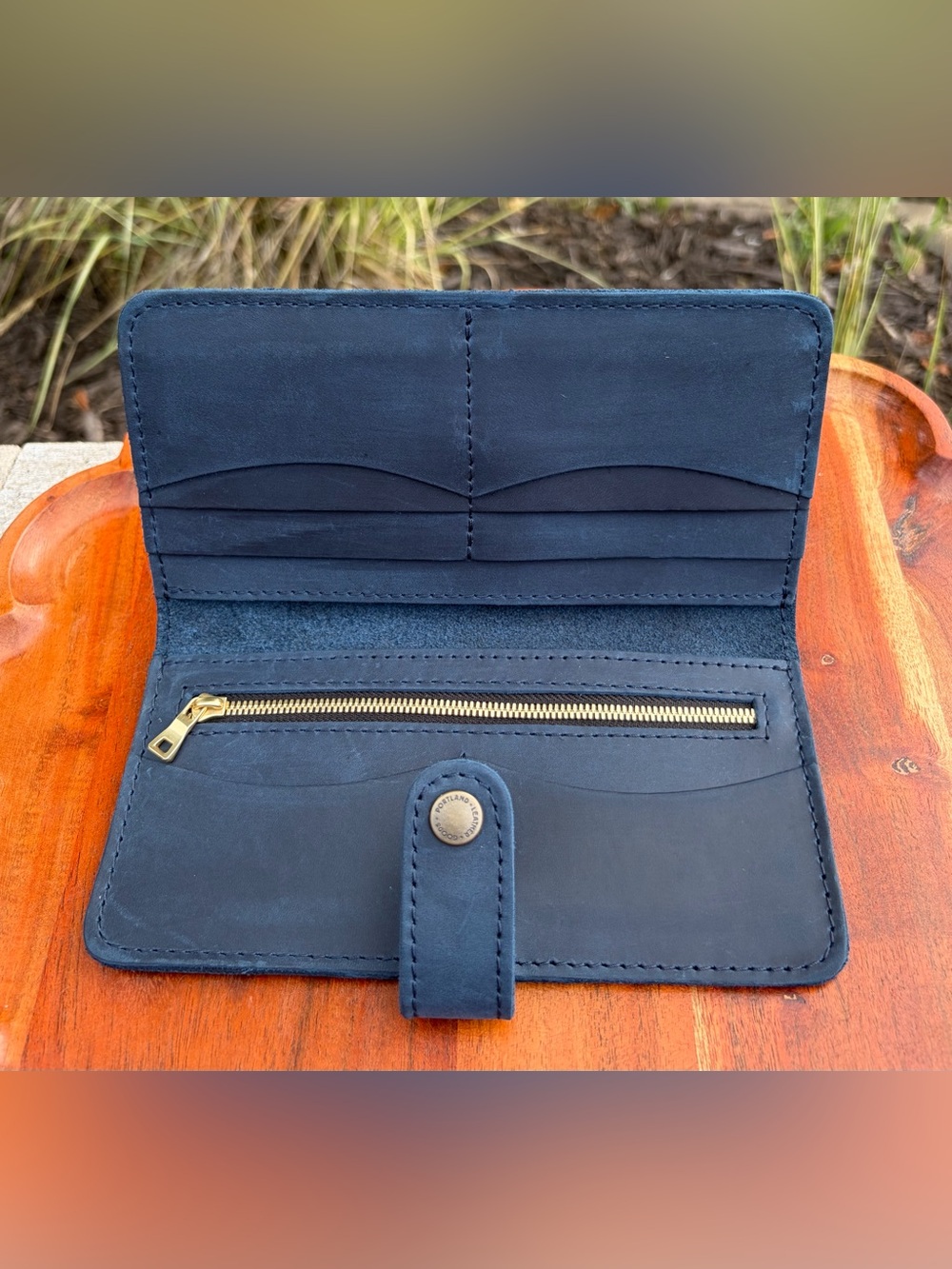Portland Leather Women’s Bifold Wallet Deep Water Blue EUC - Picture 4 of 14